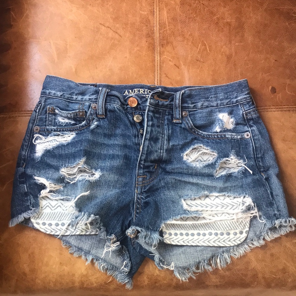 American Eagle High Rise Festival Shorts